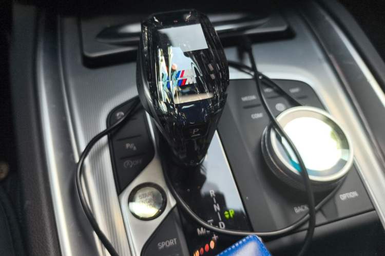Used BMW Z4 2022 sDrive 25i M Sport Night Edition package Gear Lever