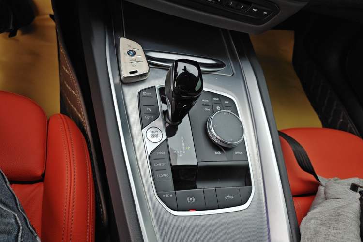 Used BMW Z4 2022 sDrive 25i M Sport Night Edition package Gear Lever