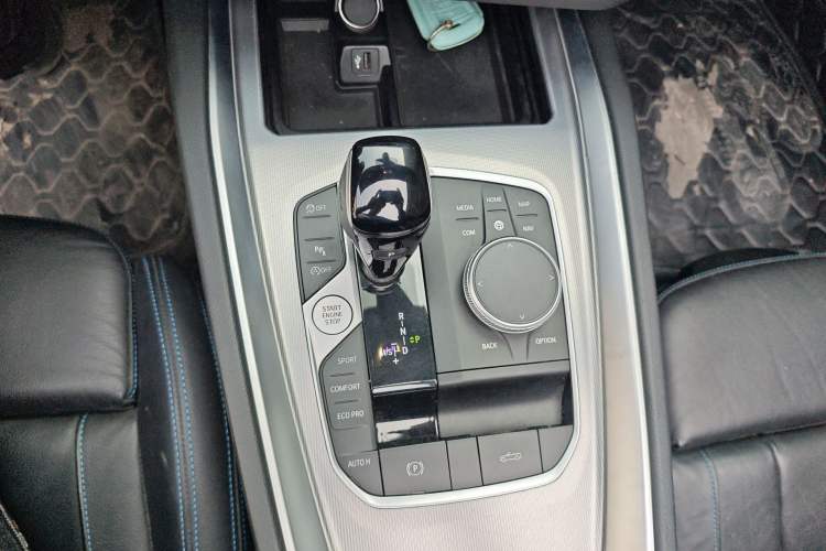 Used BMW Z4 2022 sDrive 25i M Sport Package Gear Lever
