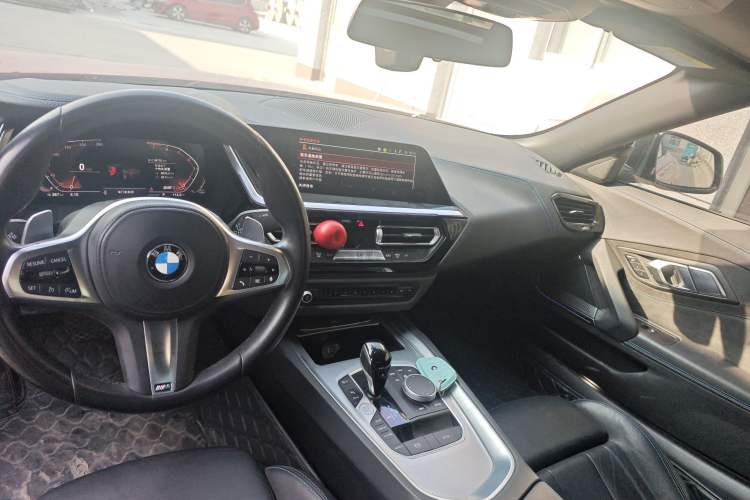 Used BMW Z4 2022 sDrive 25i M Sport Package Headliner