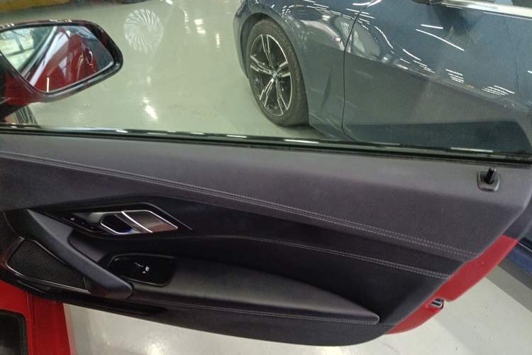 Used BMW Z4 2022 sDrive 25i M Sport Package Interior 2