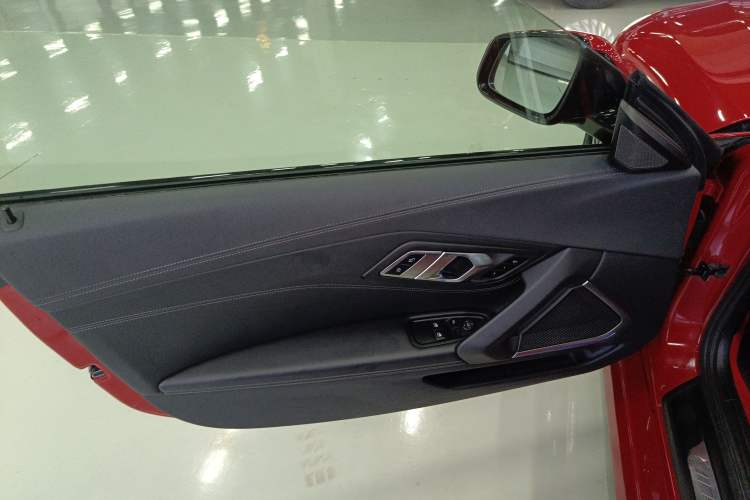 Used BMW Z4 2022 sDrive 25i M Sport Package Interior 4