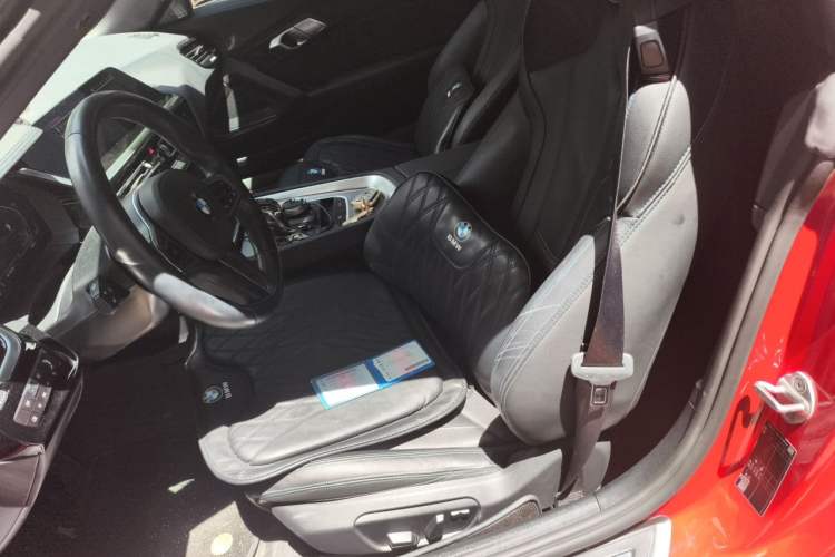 Used BMW Z4 2022 sDrive 25i M Sport Night Edition package Left Front Seat