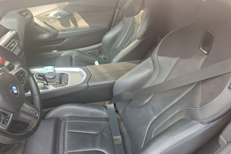 Used BMW Z4 2022 sDrive 25i M Sport Package Left Front Seat