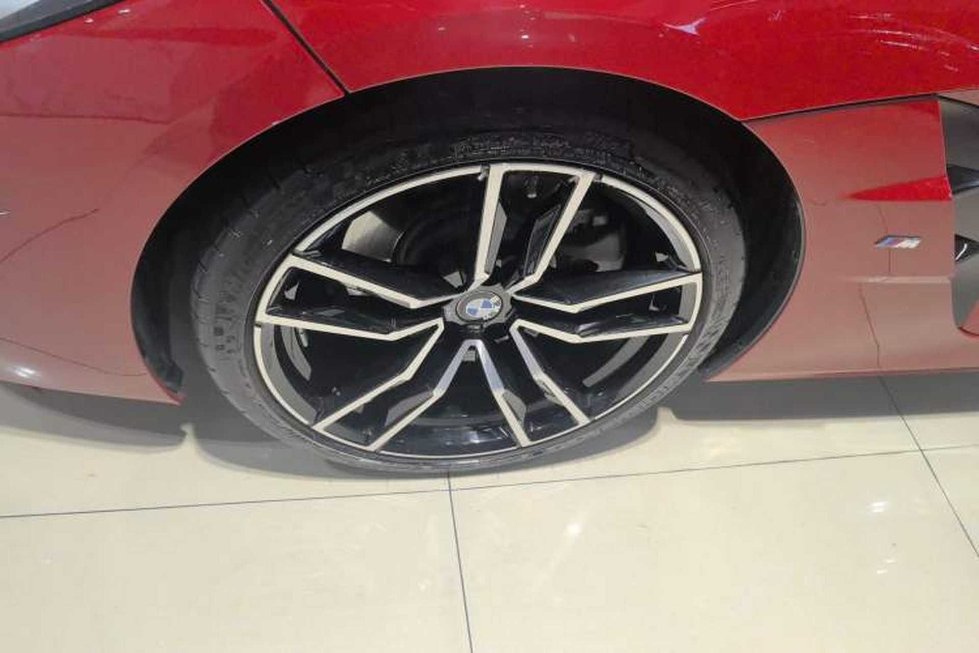 Used BMW Z4 2022 sDrive 25i M Sport Package Left Front Wheel Hub