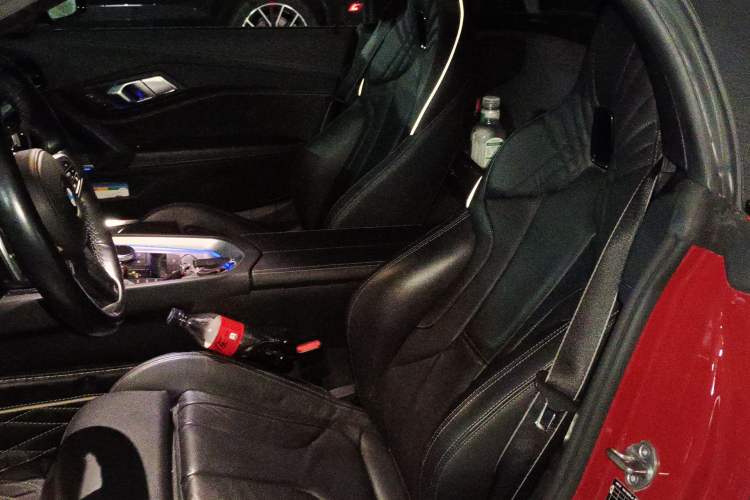 Used BMW Z4 2022 sDrive 25i M Sport Night Edition package Left Rear Seat