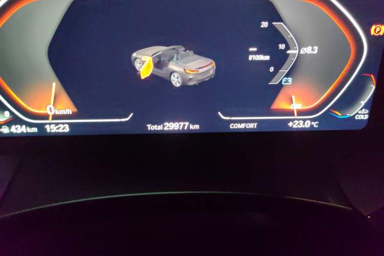 Used BMW Z4 2022 sDrive 25i M Sport Package Odometer Close Up