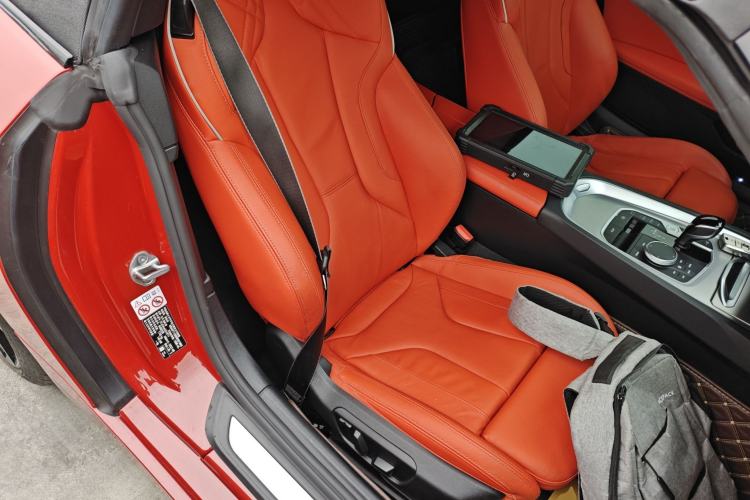 Used BMW Z4 2022 sDrive 25i M Sport Night Edition package Right Front Seat