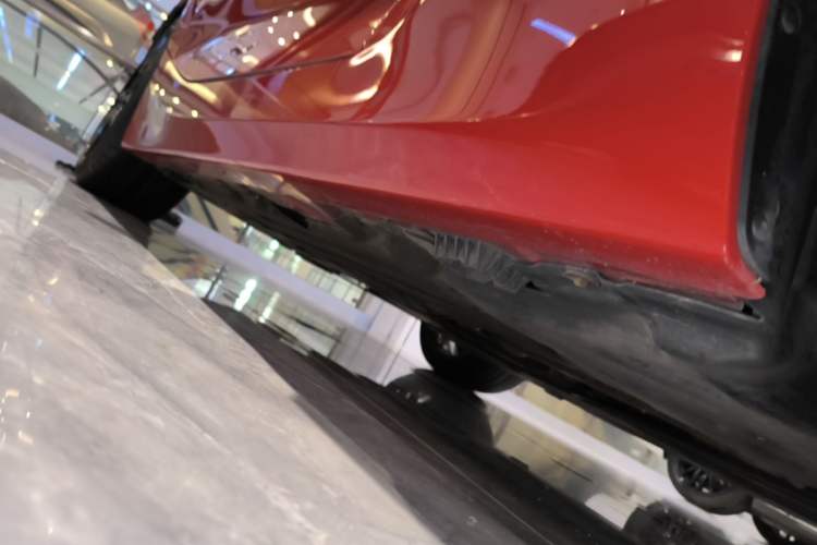 Used BMW Z4 2022 sDrive 25i M Sport Night Edition package Right Side Sill