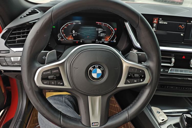 Used BMW Z4 2022 sDrive 25i M Sport Night Edition package Steering Wheel