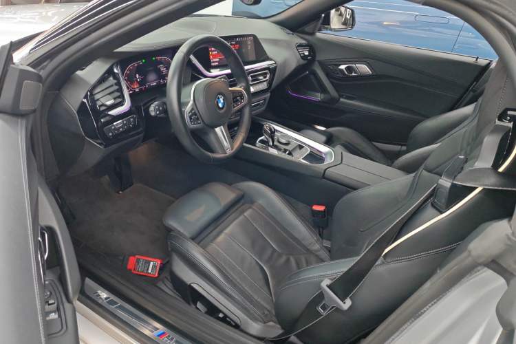 Used BMW Z4 2022 sDrive 25i M Sport Package Driver Seat