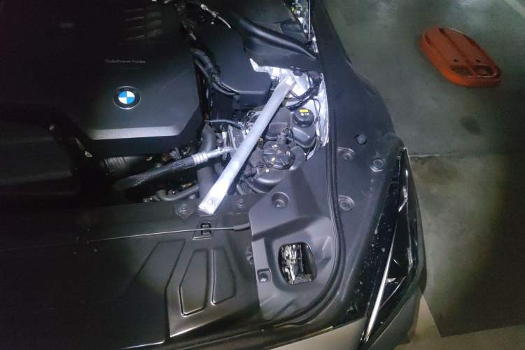 Used BMW Z4 2022 sDrive 25i M Sport Night Edition package Engine Bay Left