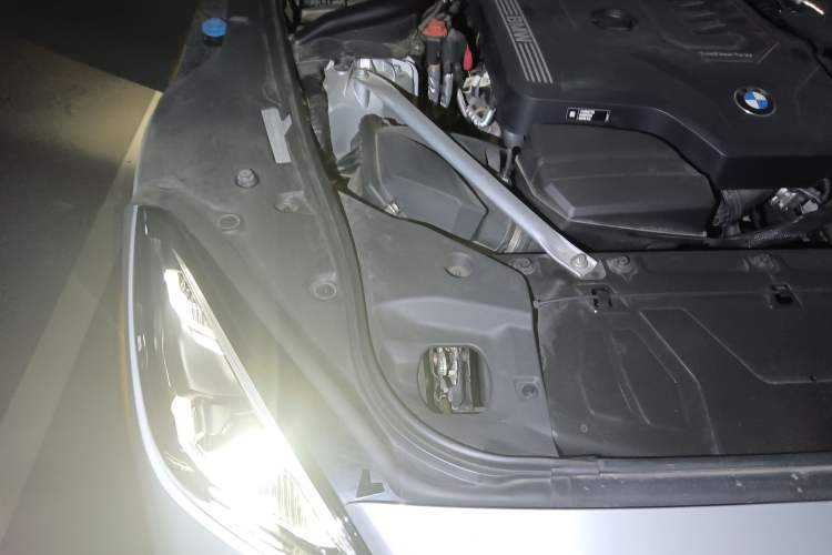 Used BMW Z4 2022 sDrive 25i M Sport Package Engine Bay Right