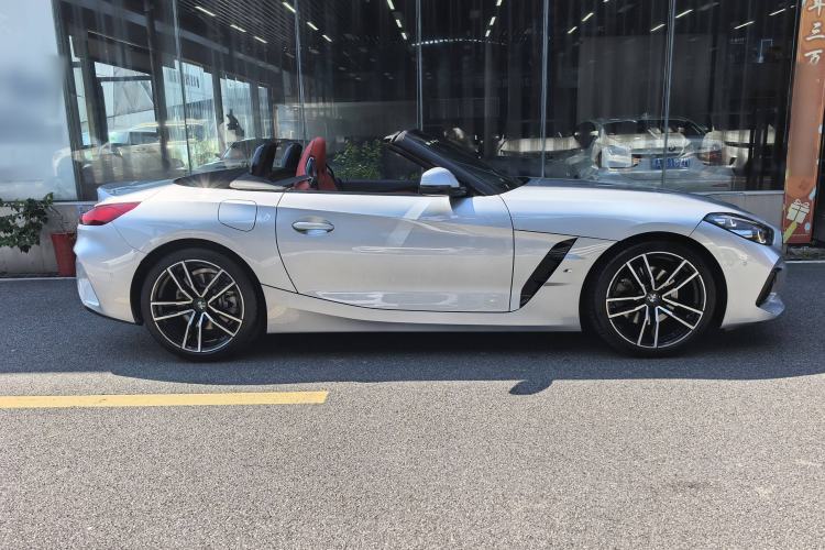 Used BMW Z4 2022 sDrive 25i M Sport Package Exterior 4