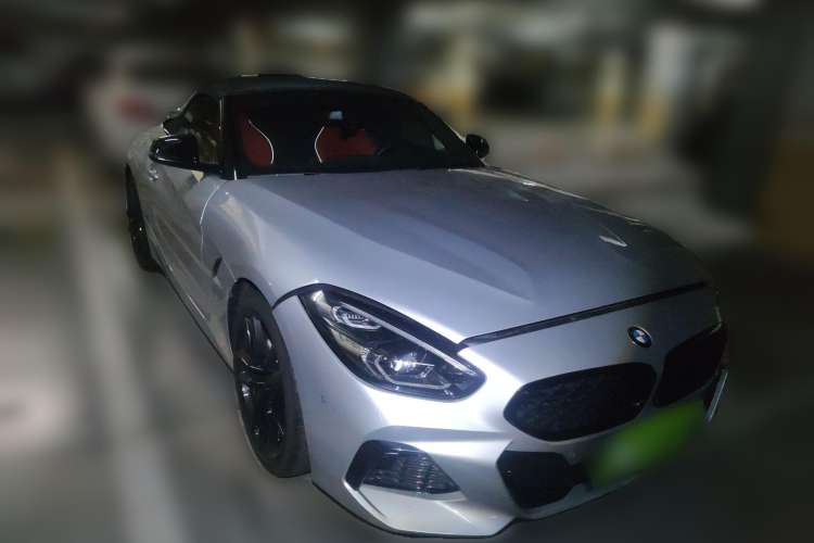Used BMW Z4 2022 sDrive 25i M Sport Night Edition package Front Right 45 Deg