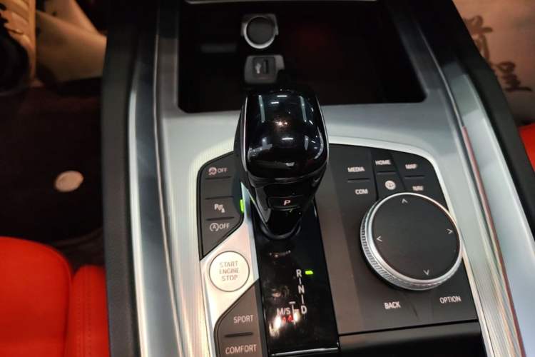 Used BMW Z4 2022 sDrive 25i M Sport Night Edition package Gear Lever