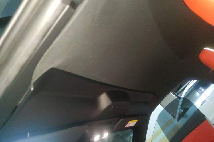 Used BMW Z4 2022 sDrive 25i M Sport Night Edition package Headliner