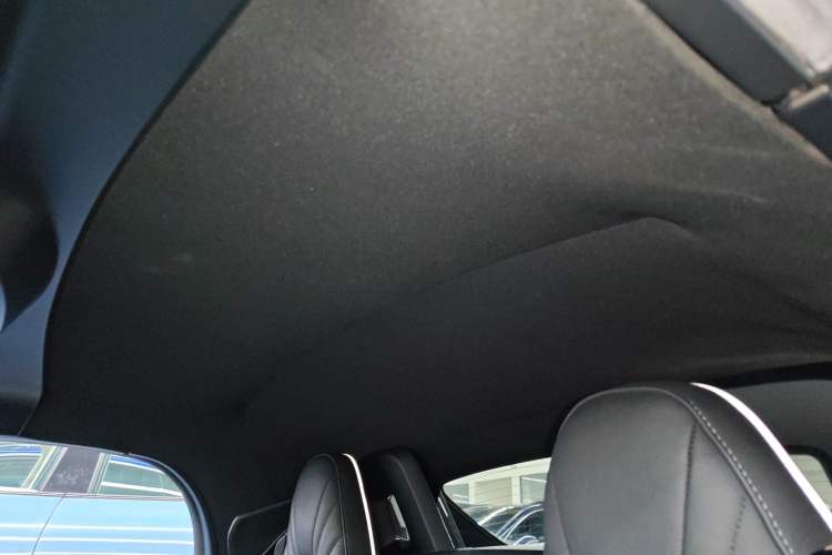 Used BMW Z4 2022 sDrive 25i M Sport Package Headliner