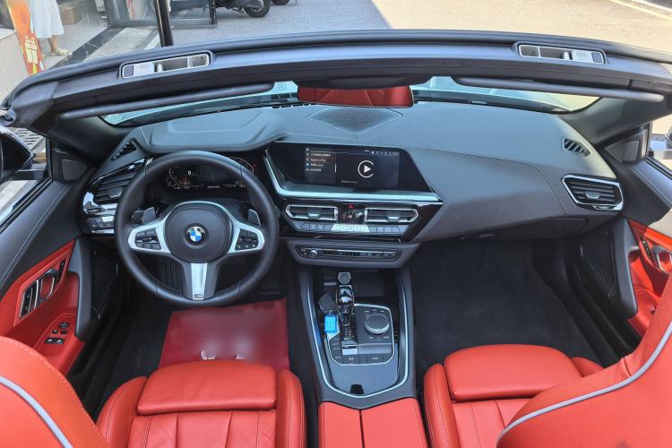 Used BMW Z4 2022 sDrive 25i M Sport Package Interior 1