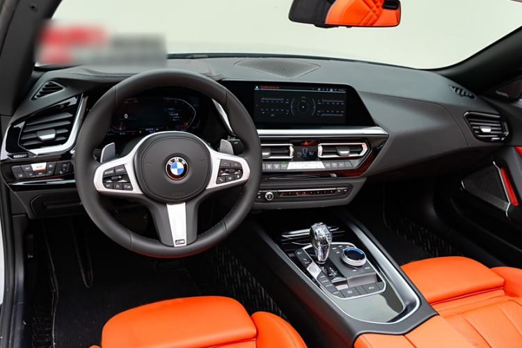 Used BMW Z4 2022 sDrive 25i M Sport Package Interior 2