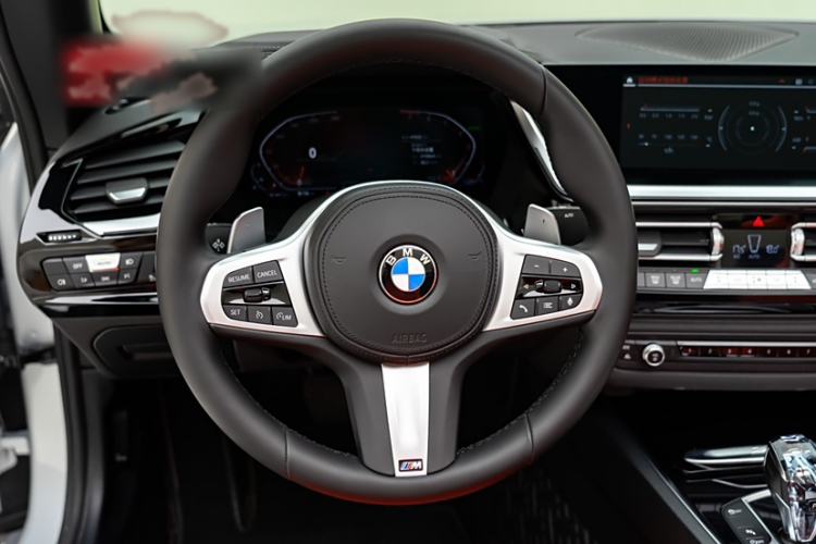 Used BMW Z4 2022 sDrive 25i M Sport Package Interior 3