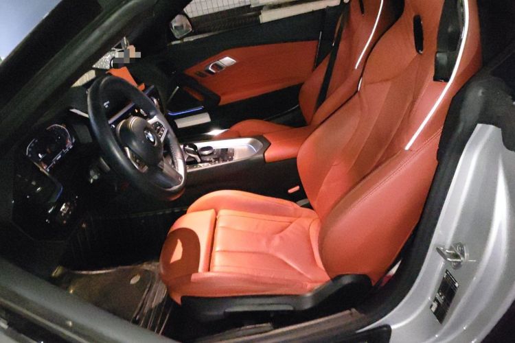 Used BMW Z4 2022 sDrive 25i M Sport Night Edition package Left Front Seat