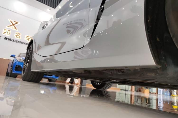 Used BMW Z4 2022 sDrive 25i M Sport Night Edition package Right Side Sill
