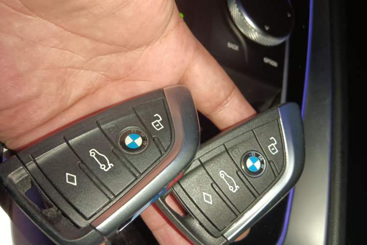 Used BMW Z4 2022 sDrive 25i M Sport Package Vehicle Key