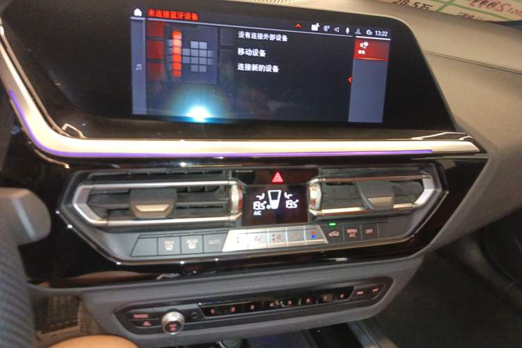 Used BMW Z4 2022 sDrive 25i M Sport Package Audio And AC Panel