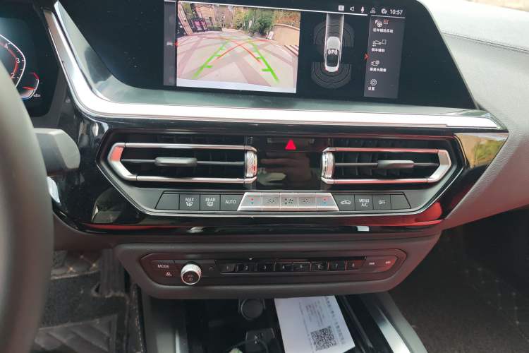 Used BMW Z4 2022 sDrive 25i M Sport Package Audio And AC Panel