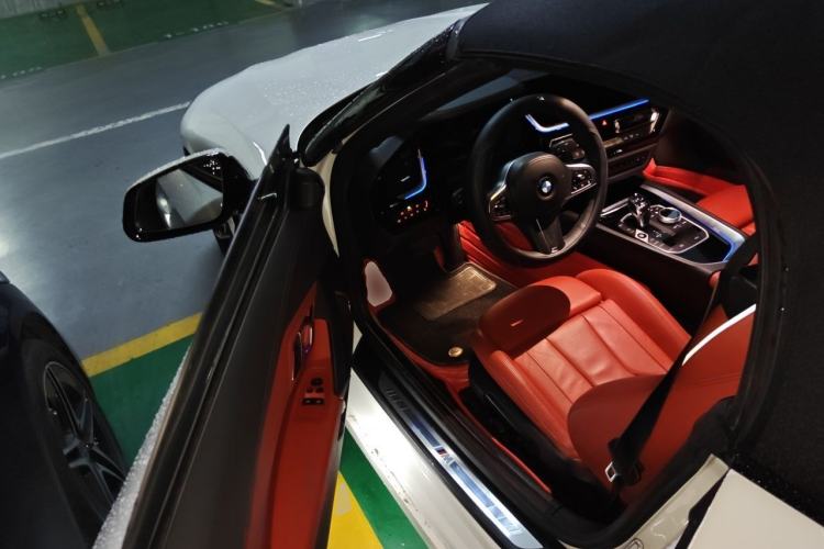 Used BMW Z4 2022 sDrive 25i M Sport Package Driver Seat