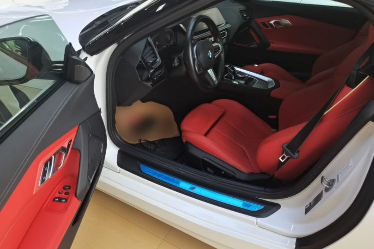 Used BMW Z4 2022 sDrive 25i M Sport Package Driver Seat