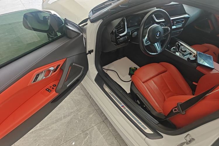 Used BMW Z4 2022 sDrive 25i M Sport Package Driver Seat