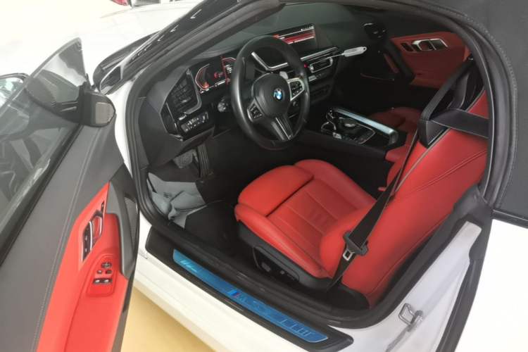 Used BMW Z4 2022 sDrive 25i M Sport Package Driver Seat