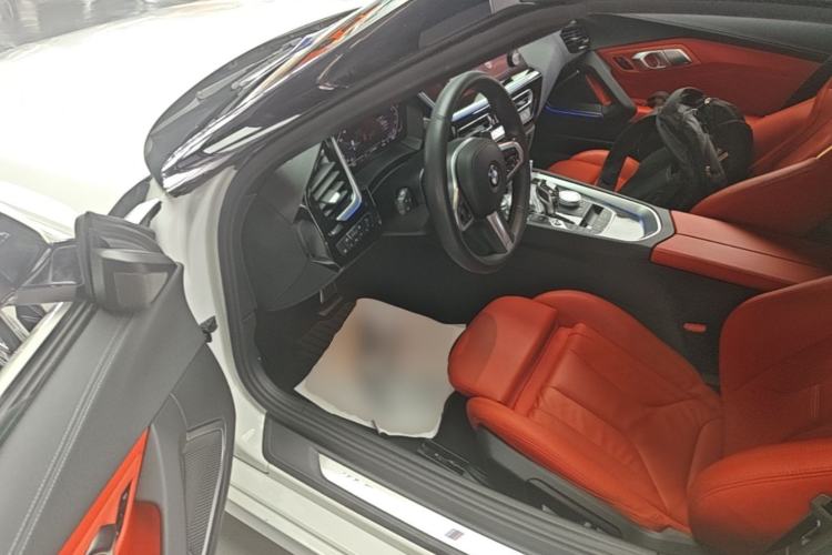 Used BMW Z4 2022 sDrive 25i M Sport Package Driver Seat