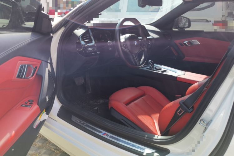 Used BMW Z4 2022 sDrive 25i M Sport Night Edition package Driver Seat