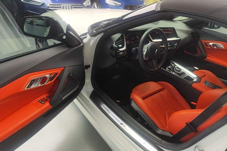 Used BMW Z4 2022 sDrive 25i M Sport Package Driver Seat