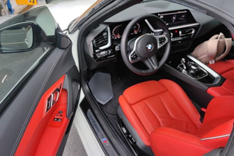 Used BMW Z4 2022 sDrive 25i M Sport Package Driver Seat