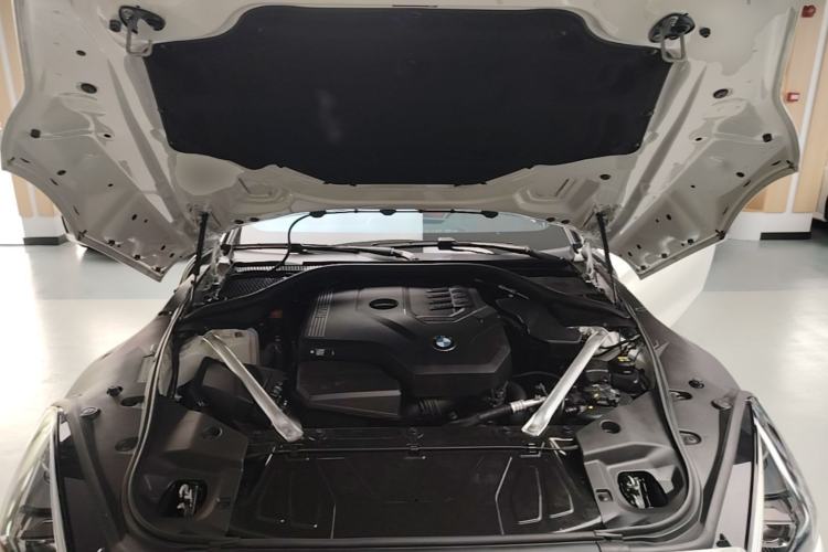 Used BMW Z4 2022 sDrive 25i M Sport Night Edition package Engine Bay