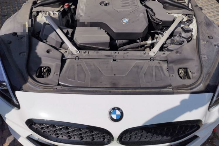Used BMW Z4 2022 sDrive 25i M Sport Night Edition package Engine Bay