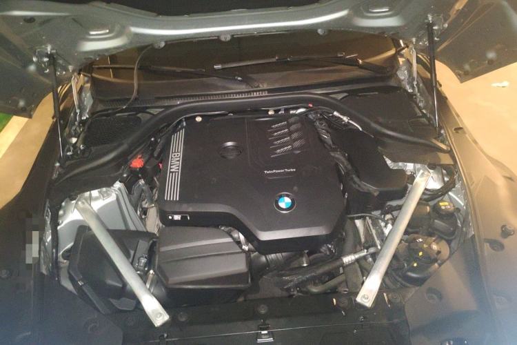 Used BMW Z4 2022 sDrive 25i M Sport Night Edition package Engine Bay