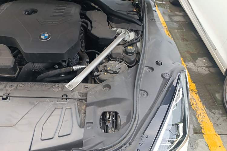 Used BMW Z4 2022 sDrive 25i M Sport Package Engine Bay Left