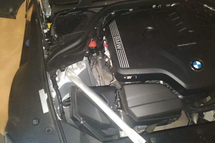 Used BMW Z4 2022 sDrive 25i M Sport Night Edition package Engine Bay Right