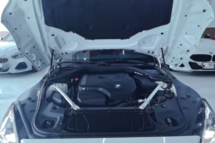 Used BMW Z4 2022 sDrive 25i M Sport Package Engine Bay
