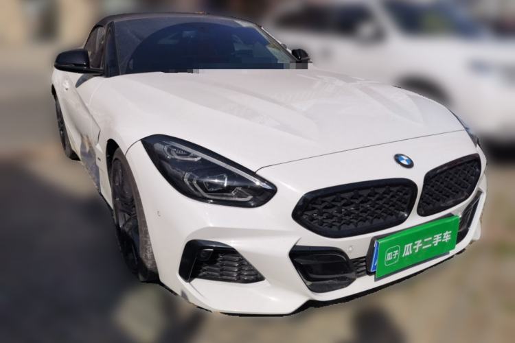 Used BMW Z4 2022 sDrive 25i M Sport Night Edition package Front Right 45 Deg