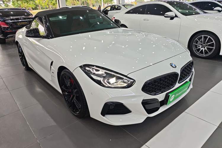 Used BMW Z4 2022 sDrive 25i M Sport Night Edition package Front Right 45 Deg