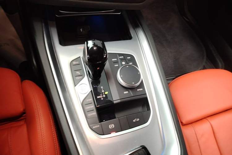 Used BMW Z4 2022 sDrive 25i M Sport Night Edition package Gear Lever