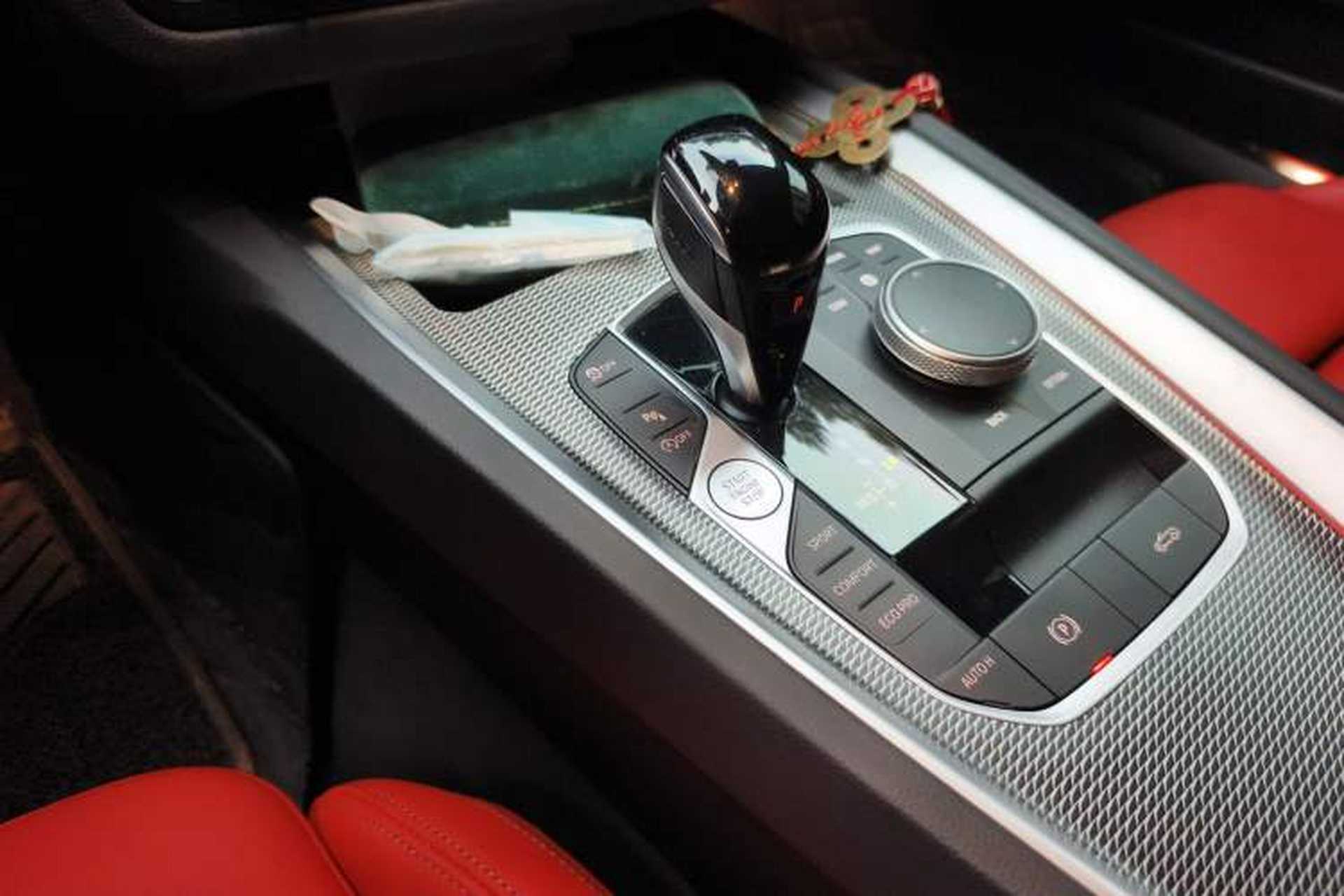 Used BMW Z4 2022 Restyled M40i M Sport Performance Edition Gear Lever