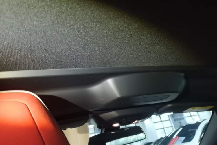 Used BMW Z4 2022 sDrive 25i M Sport Package Headliner