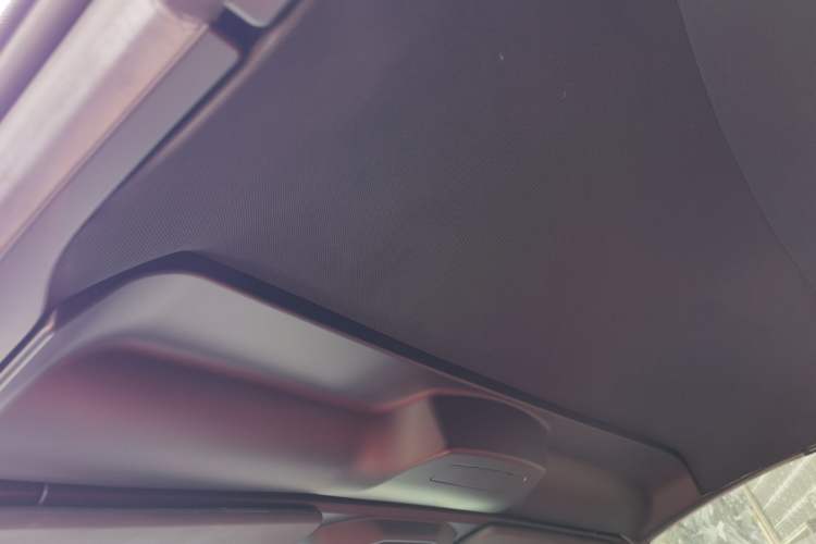 Used BMW Z4 2022 sDrive 25i M Sport Night Edition package Headliner